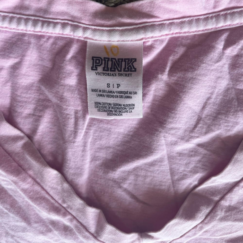 VS Pink t shirt